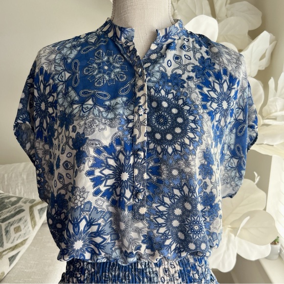 Misa Eloísa Blue And White Floral Short Sleeve Ruffle Mini Dress - Picture 4 of 11